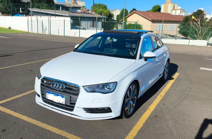  LINDO AUDI A3 SEDAN 2.0 ( ABAIXO DA FIPE ).
