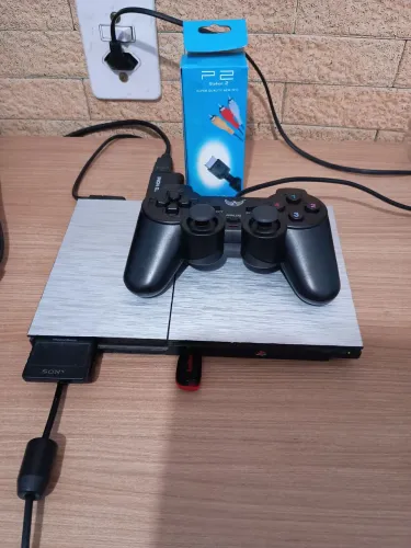 Playstation 2 Slim com controle e jogos