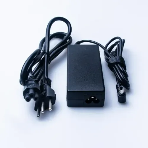 Fonte para notebook Samsung pino grosso 6.5MM*4.4MM / PINO FINO  3.0MM*1.0MM/ PINO MEDIO 