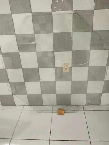 Tampo de vidro para mesa de 4 a 6 cadeiras 
