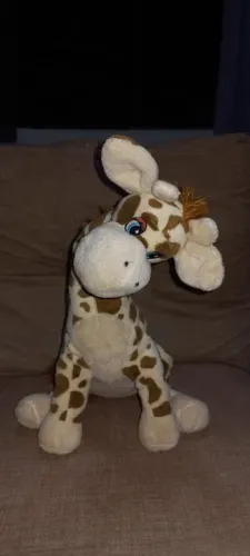 Teddy e Friends Girafa de Pelúcia - Brinquedo Infantil