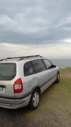 Chevrolet Zafira 2.0/ CD 2.0 8V MPFI 5P Mec. 2003
