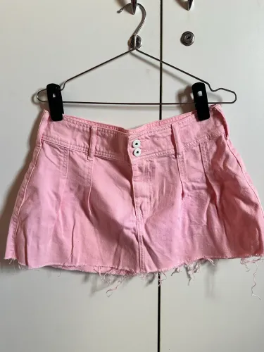 Roupas semi novas