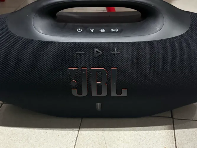 Vendo Bombox JBL 4 