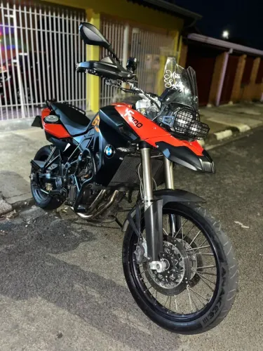 F 800