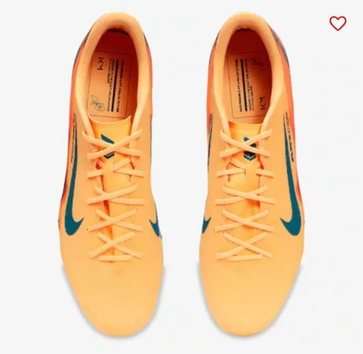 Vendo chuteira da Nike original, usada apenas uma vez, toda conservada 
