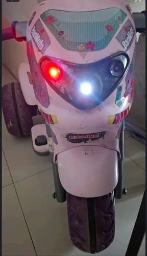 Moto elétrica infantil- Biemme