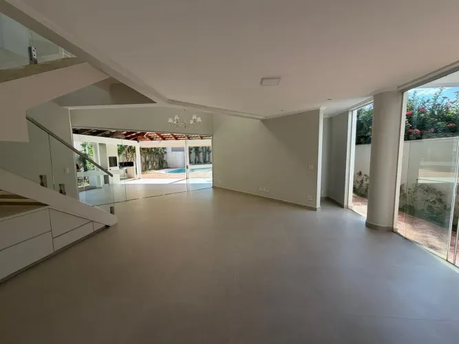 Casa à venda no condomínio Villa do Sol em Uberlândia