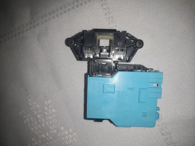 Dispositivo de trava da porta de lavadora LG