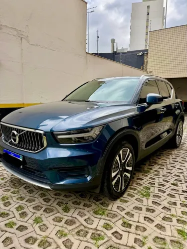 Volvo XC40 XC 40 T-5 Híbrido Momentum 1.5 262cv 2021
