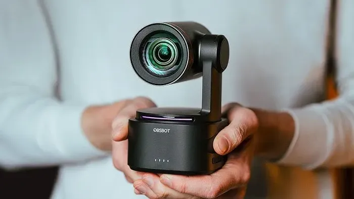 Câmera OBSBOT Tail 2 PTZR NDI 4K@60FPS com AI Tracking Profissional.