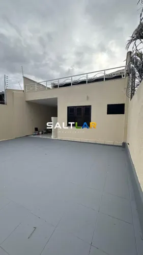 GRANDE CASA NO JORDIM DAS OLIVEIRAS - 5 quartos, 3 vagas - R$650.000,00