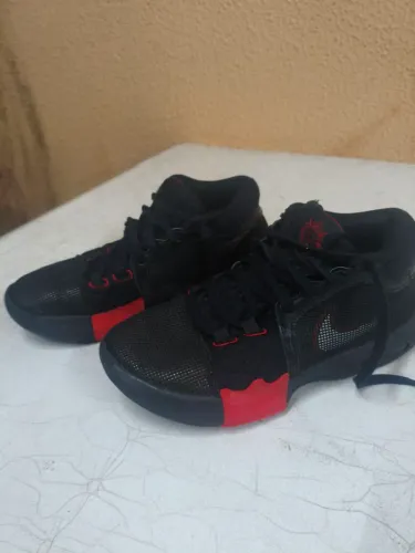 tênis lebron witness 8