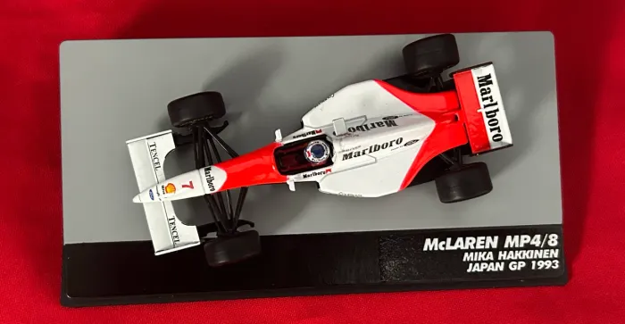 McLaren MP4/8 Mika Hakkinen Japan GP 1993 Lendas do Automobilismo 1/43