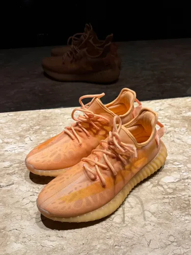 Yeezy 350 V2 Mono Clay