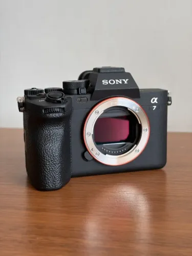 Câmera Sony A7 IV 10.500 cliques
