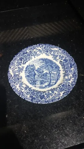 Pratos porcelana inglesa