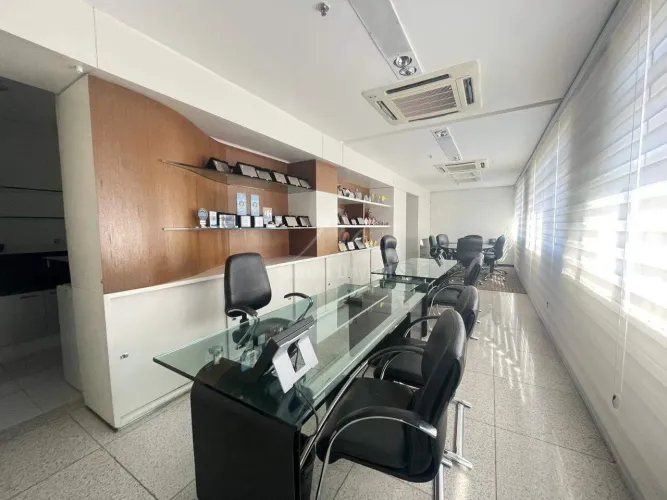 Salas comerciais no Centro