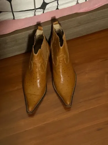 Bota couro legítimo avestruz
