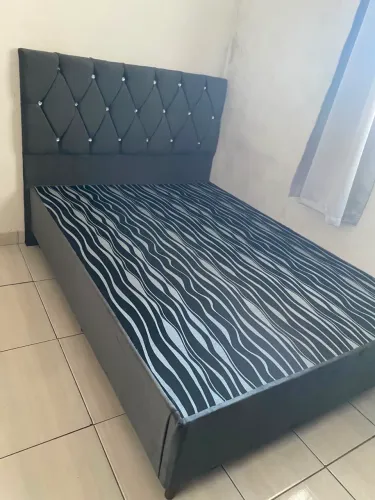 Base box casal