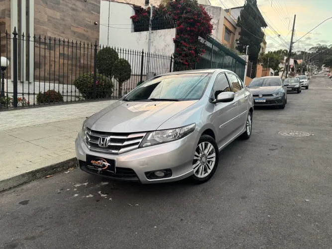 Honda City Sedan LX 1.5 Flex 16V 4P Aut. 2014