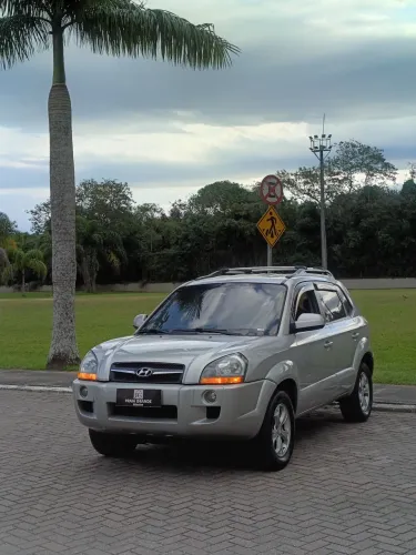 Hyundai Tucson 2.0 16V Aut. 2012