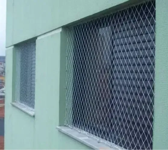 Redes de proteção para varandas janelas quadras de esporte e etc 