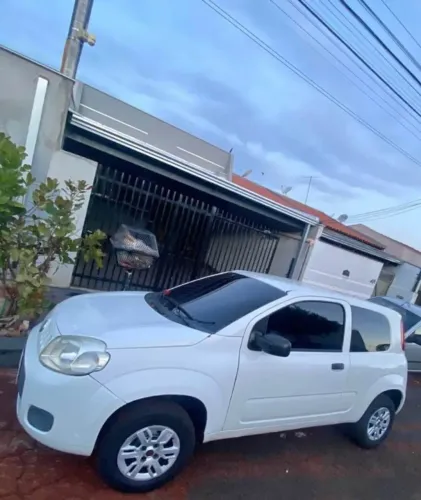 Fiat Uno Vivace/rua 1.0 EVO Fire Flex 8V 5P 2015