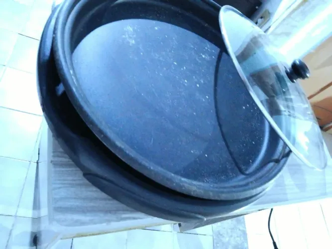 Panela Frigideira e Fritadeira Eletrica grande, para Pizza ou que quiser R$130,urgente