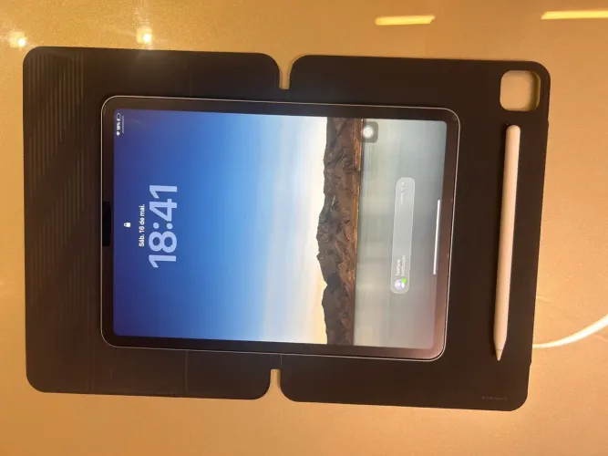 iPad Pro 11 polegadas M2 128gb + Apple Pencil 2Gera