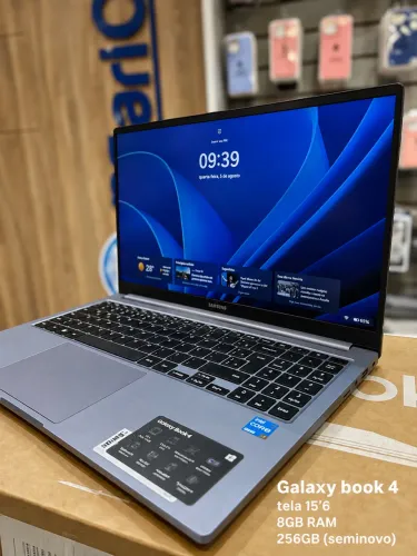 Notebook 15,6 Samsung Galaxy BOOK 4 Intel Pentium U300/8GB RAM/256GB SSD Seminovo