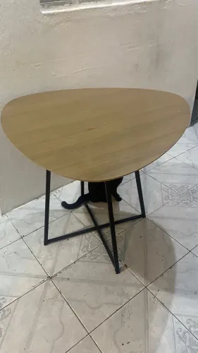 Mesa metalon e madeira 