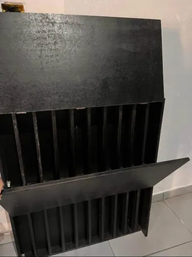 Expositor de cigarr* e essência