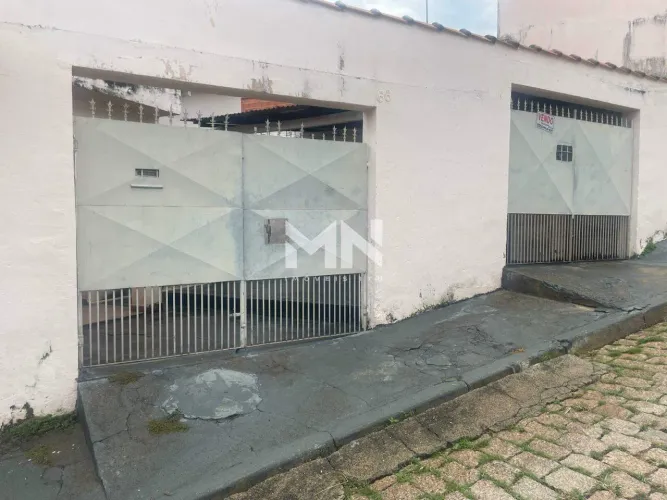 Casa á venda no bairro Vila Flora em Salto/SP.
