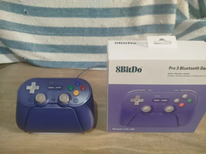 Controle 8bitdo Pro 3 estado de novo