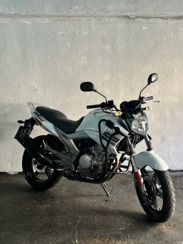YAMAHA FAZER 250