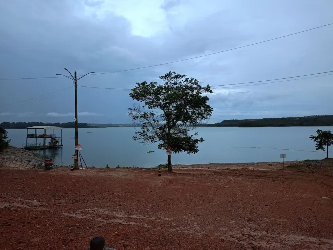 Vendo lote no Corumbá IV condomínio vaca brava 