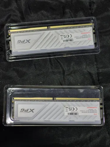 Memoria ram 32 gigas 2 pentes de 16 . Ddr4 