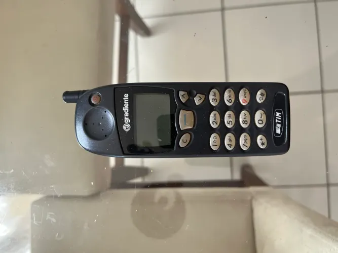 Celular Antigo