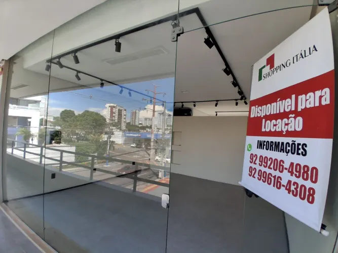 Aluga-se Sala comercial Av . João Valério