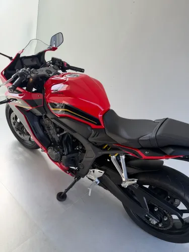 Honda CBR 650R