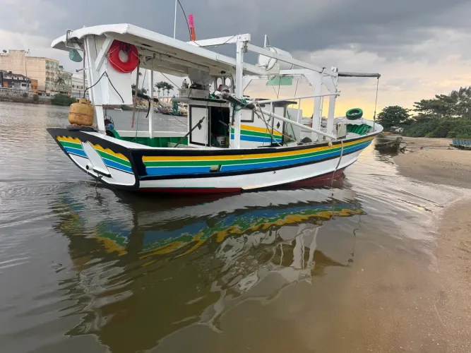 BARCO DE PESCA