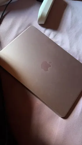 MACBOOK NEO 13 ROSA 256GB