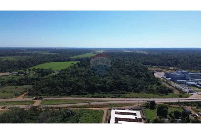 Venda Terreno 550.000 M² na BR 364 ( Ao lado do Hospital de Amor) Documentado