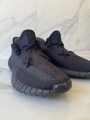 Tênis Yeezy 350v2 Onyx