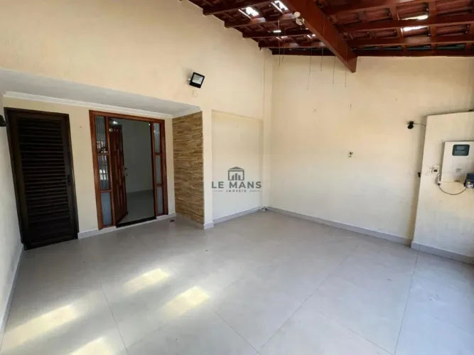 Casa para alugar em Piracicaba, Jardim Petrópolis, com 2 quartos, com 85 m²