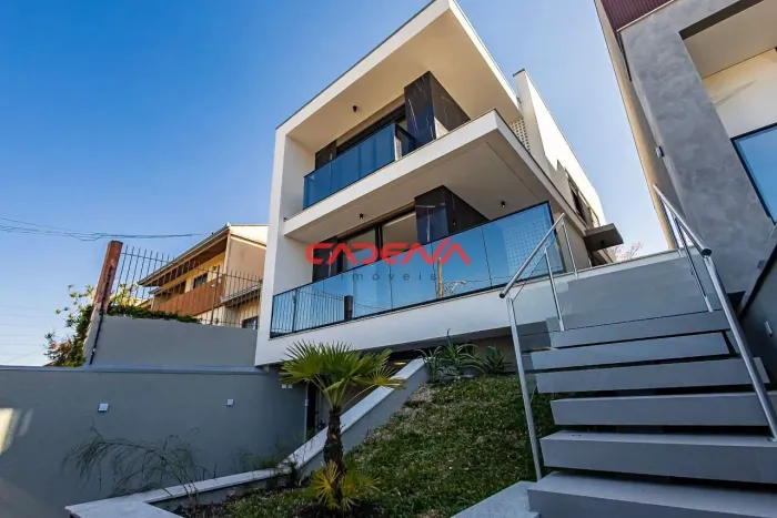 Casa com 4 quartos e 4 vagas para aluguel no Jardim Schaffer