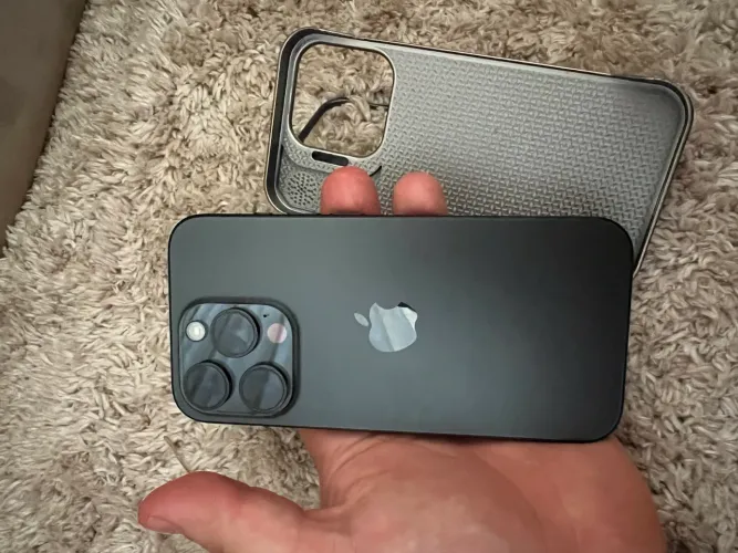 iPhone 15 pro estado de NOVO
