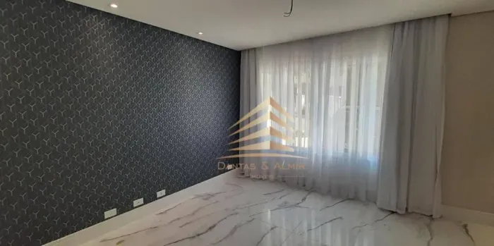Casa de Condomínio a venda com 3 quartos 2 vagas no Portal dos Gramados