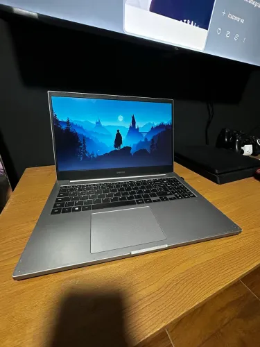 Notebook Samsung book E30